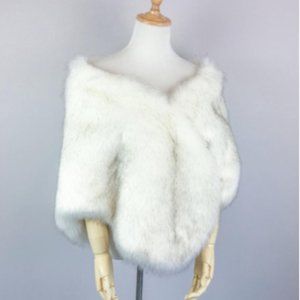 Faux fur bridal ivory Wrap / Shawl / Stole / Cape